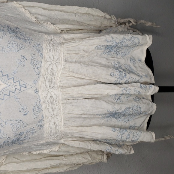 American Eagle Floral Embroidered Dolman Sleeves Babydoll Top Size L Fairy Lacey - Picture 4 of 16